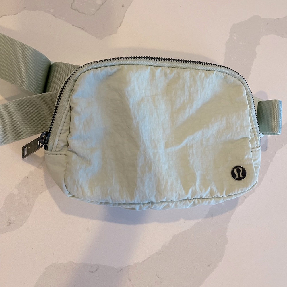 Lululemon rare color everywhere belt bag